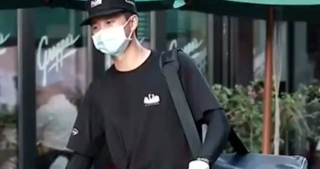抖音黑天鹅外卖员是什么意思　抖音黑天鹅外卖员是什么意思啊